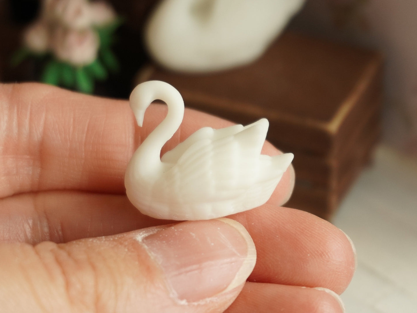 1:12 Scale Deco Swan | Dollhouse Miniatures 3D Print