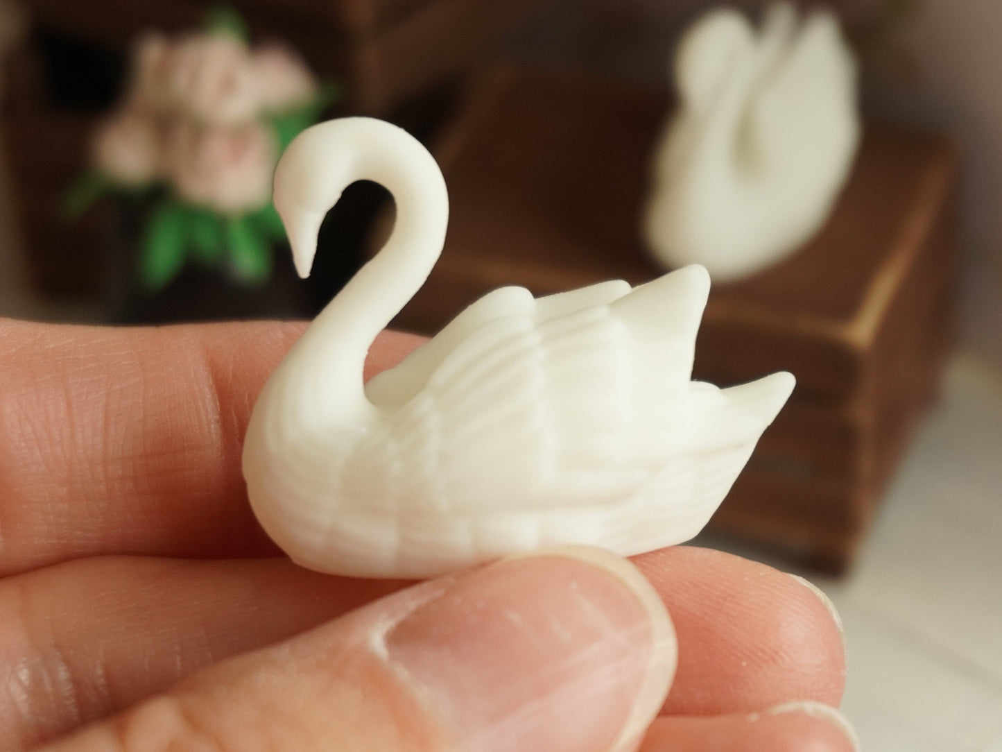 1:12 Scale Deco Swan | Dollhouse Miniatures 3D Print