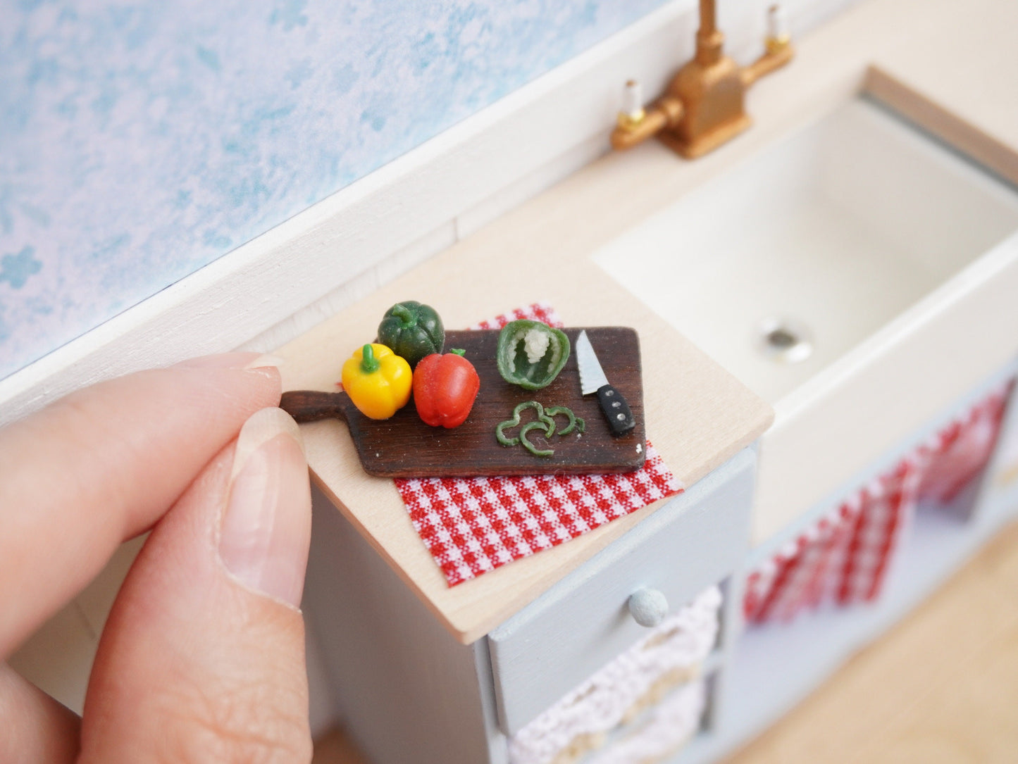 Miniature Bell Peppers Prep Board | 1:12 Scale Dollhouse Food