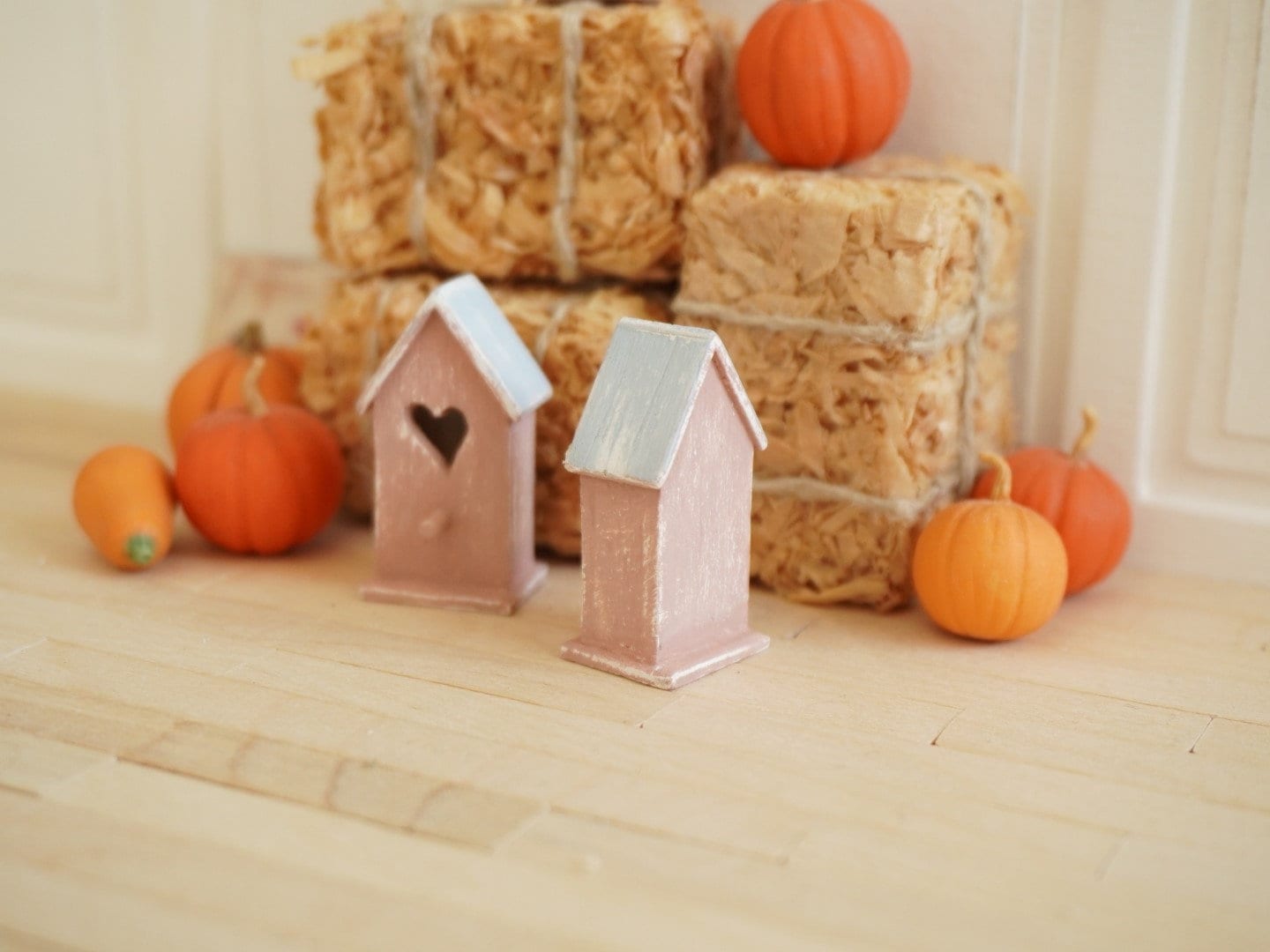 1:12 Scale Birdhouse | Dollhouse Miniature Garden Accessories | Dollhouse Decor