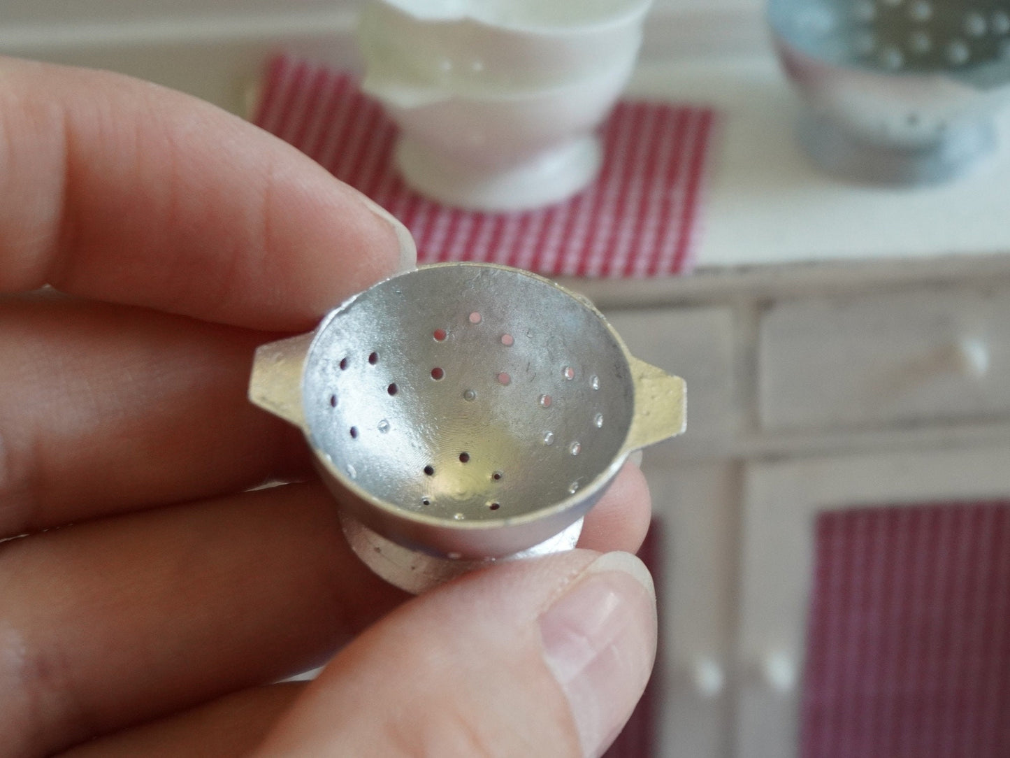 Dollhouse Miniature Pasta Colander | 1:12 Scale Kitchenware