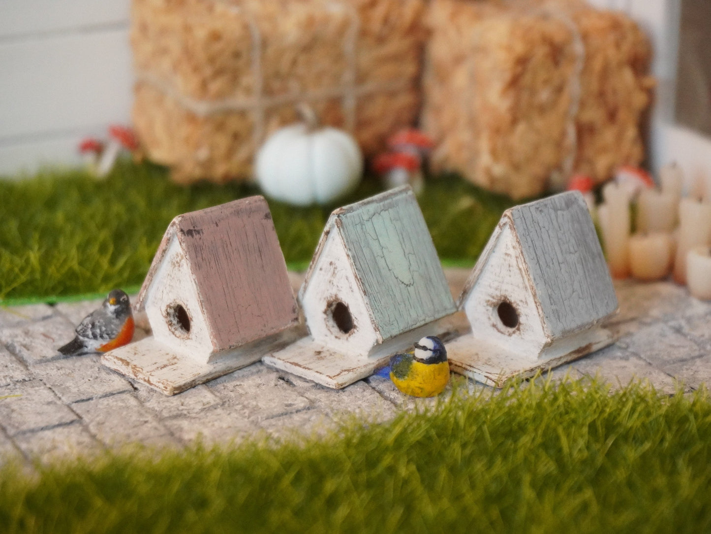 1:12 Scale Birdhouse | Dollhouse Miniature Garden Accessories | Dollhouse Decor