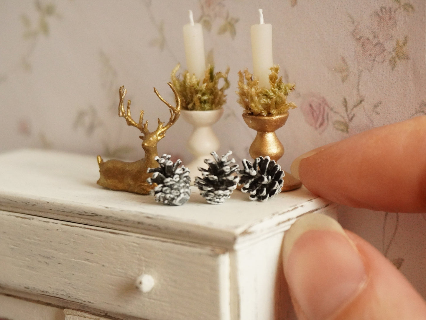 Dollhouse Miniature Pine Cones - Set of 3 pcs | 1:12 Scale Christmas Decor