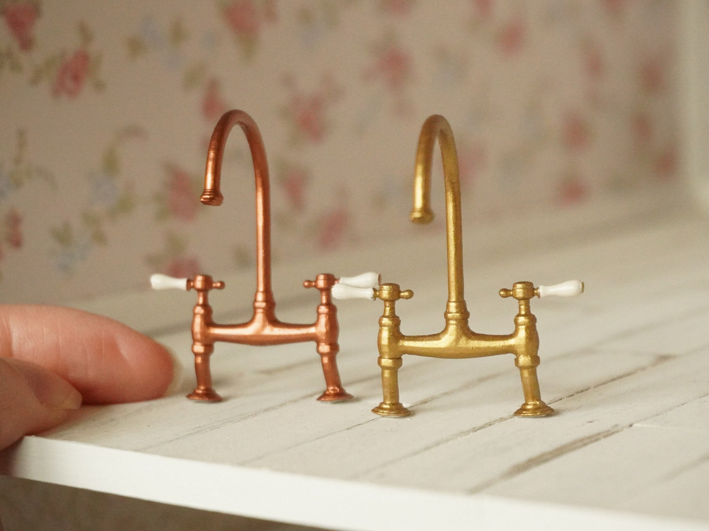 1:12 Scale Kitchen Faucet | Dollhouse Kitchen Tap2