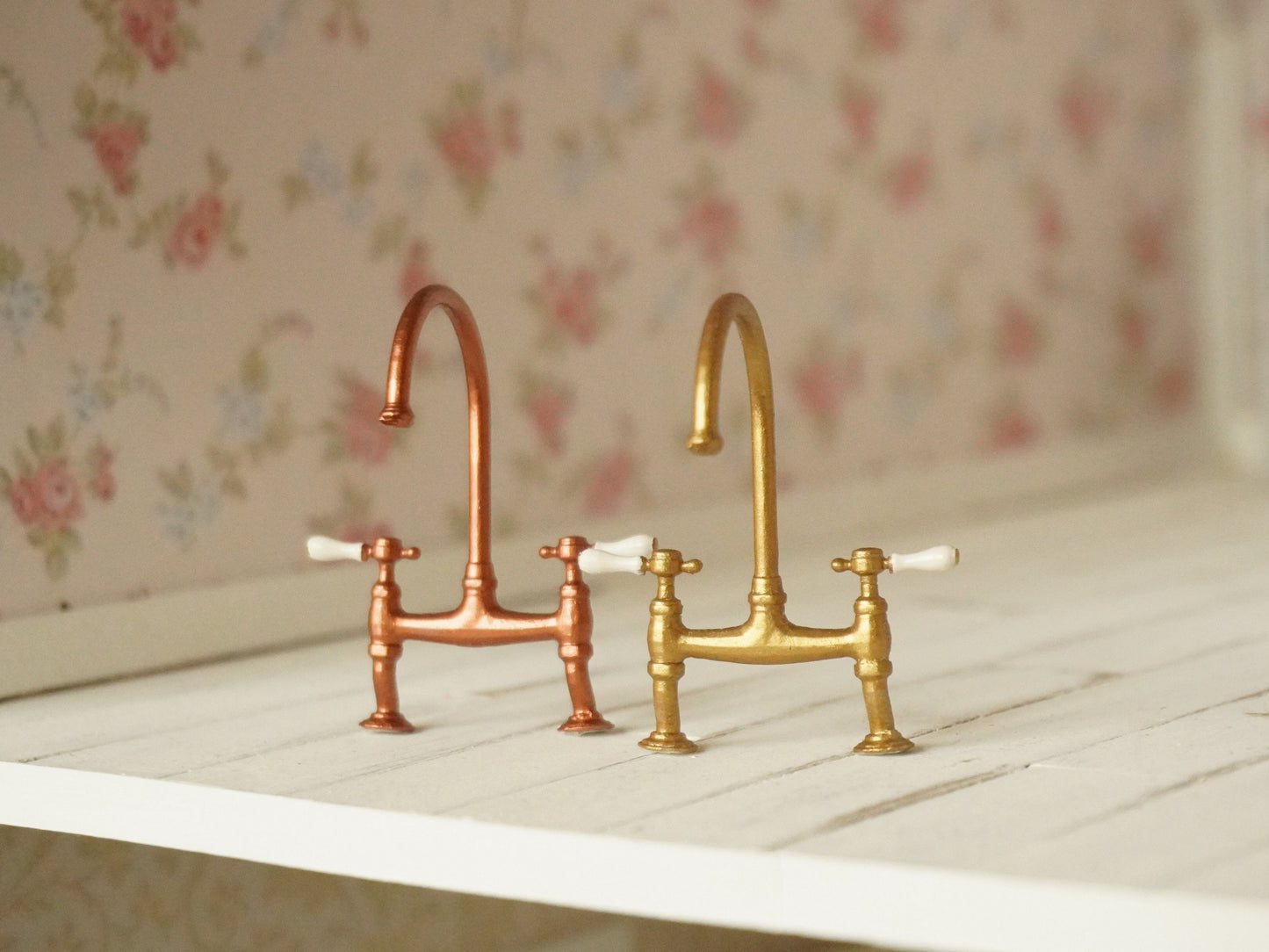 1:12 Scale Kitchen Faucet | Dollhouse Kitchen Tap2