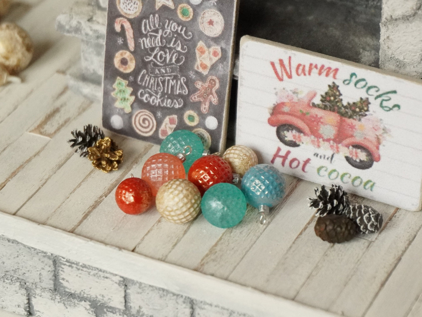 1:12 Scale Christmas Ball Ornaments | Dollhouse Miniature Christmas Decor