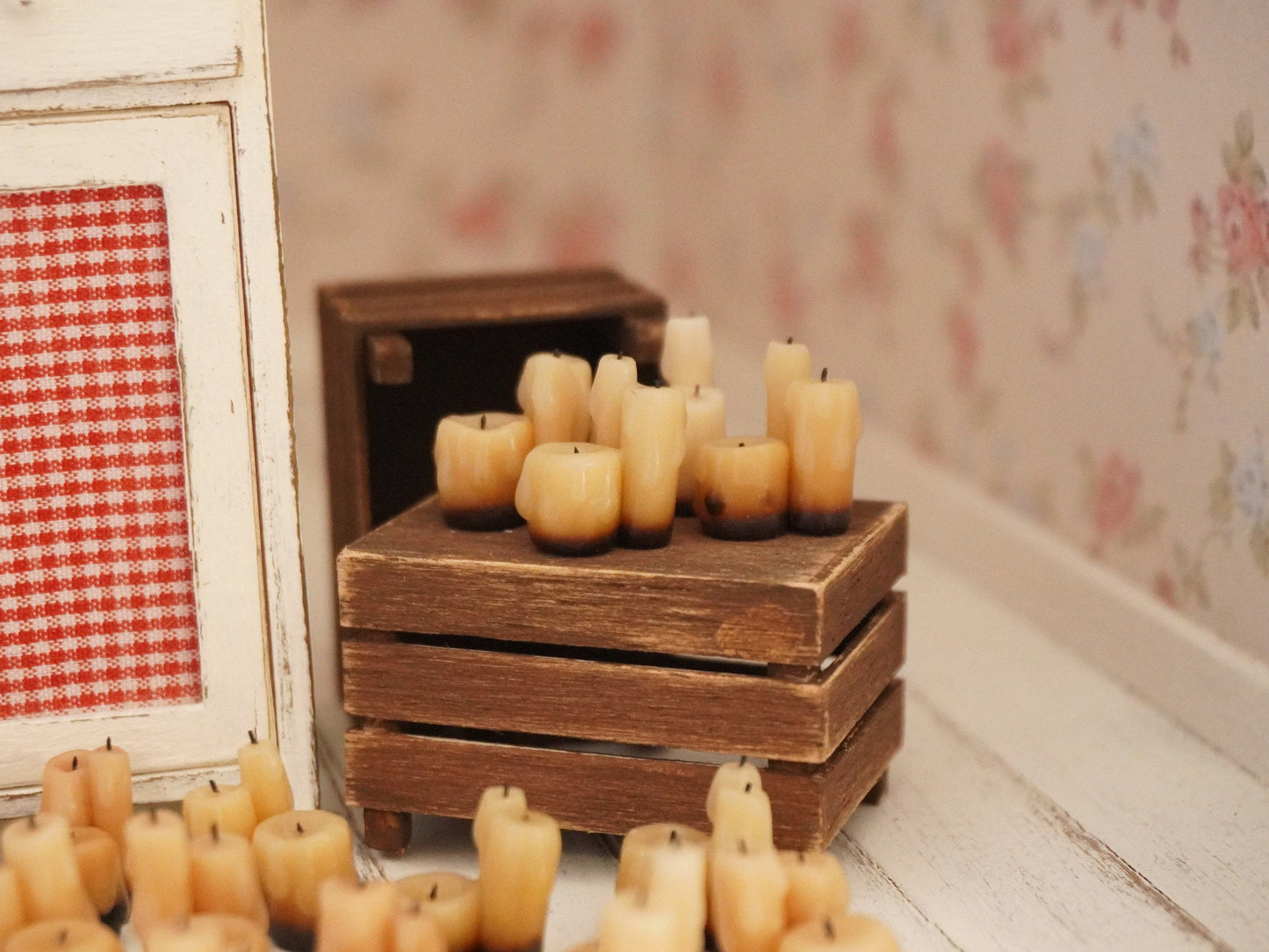 Miniature Dripping Dark Candles | 1:12 Scale Dollhouse Decor | Fairy Tale Miniatures