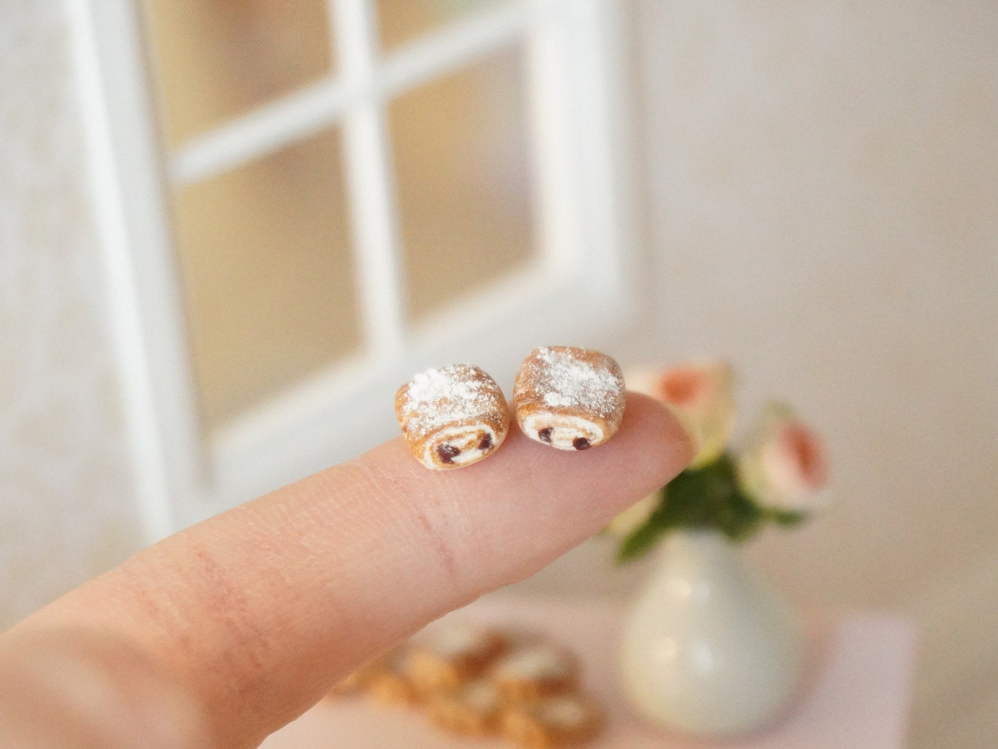 1:12 Scale Pain au Chocolat | Dollhouse Miniature Bakery Food | Miniature pastries